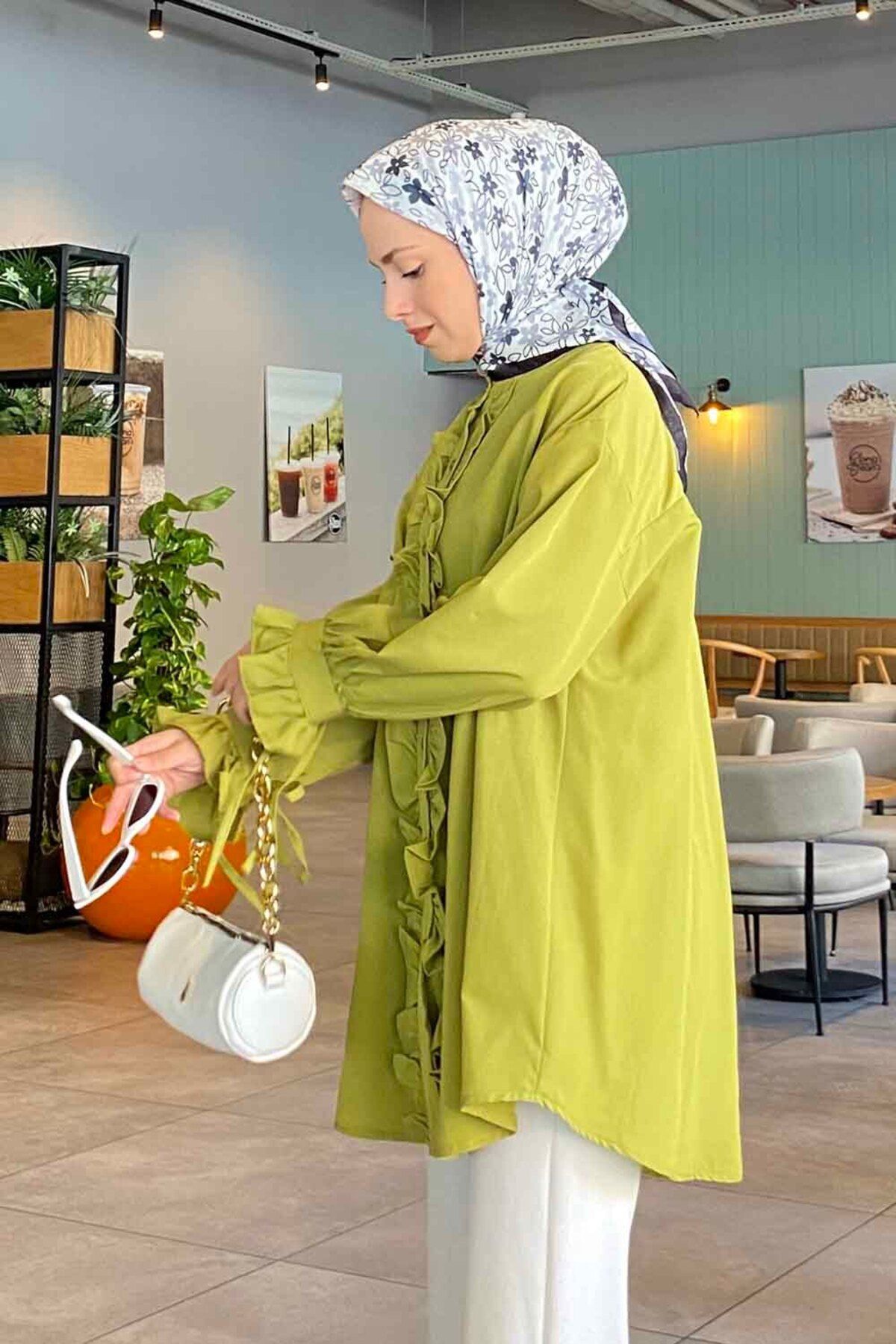 Oversize Flores Fırfırlı Tunik Oversize Flores Fırfırlı Tunik