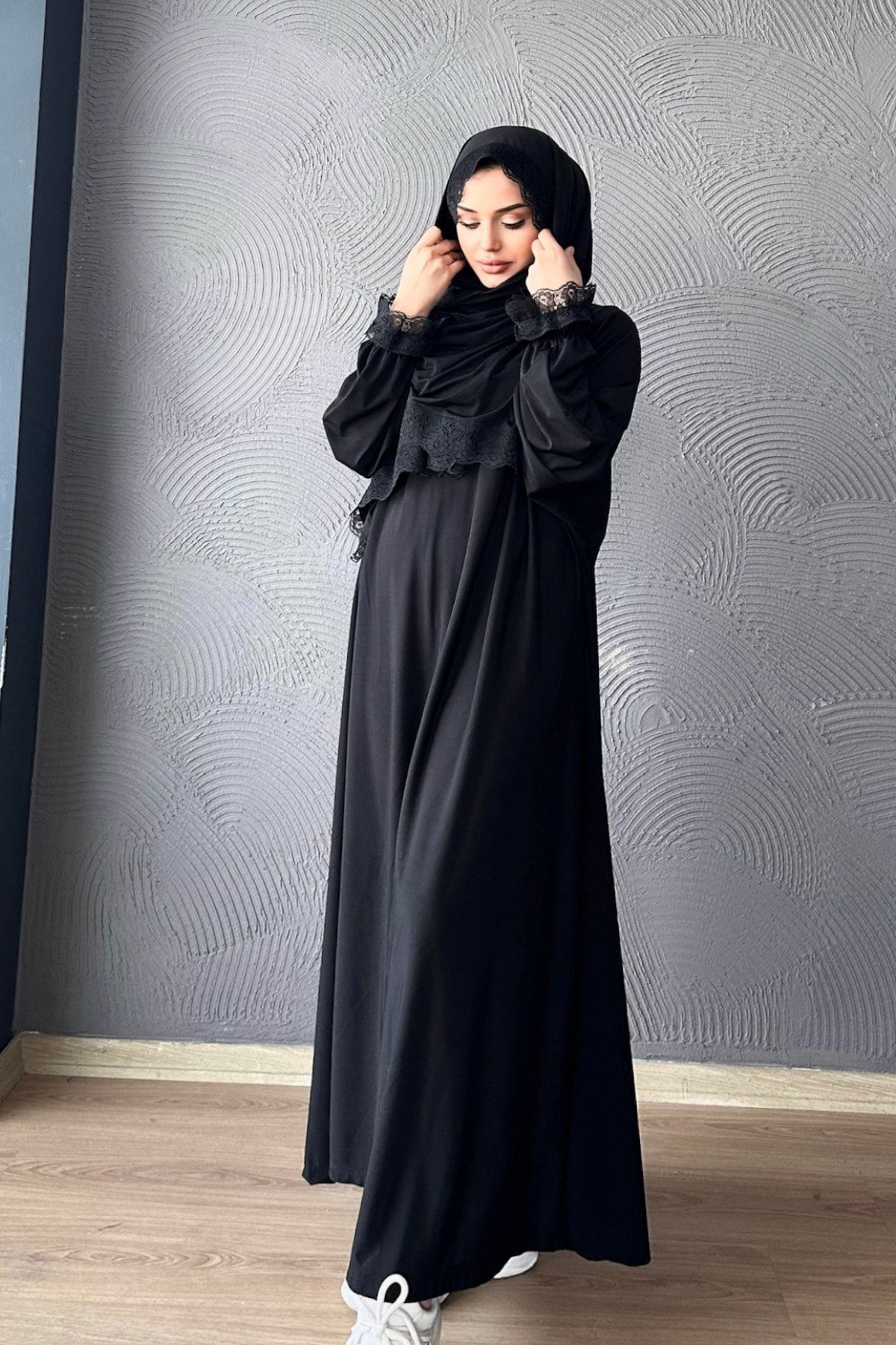 Kadın Tesettür Namaz Elbisesi Kadın Tesettür Namaz Elbisesi