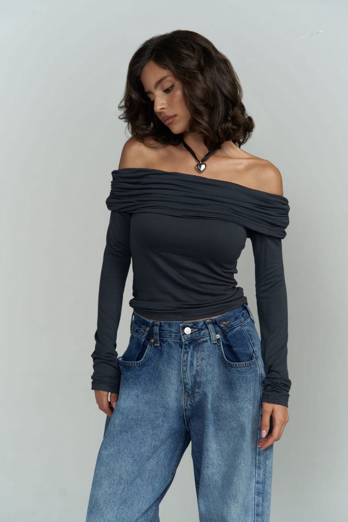 Mai Collection Alonzo Carmen Yaka Uzun Kollu Antrasit Bluz Mai Collection Alonzo Carmen Yaka Uzun Kollu Antrasit Bluz