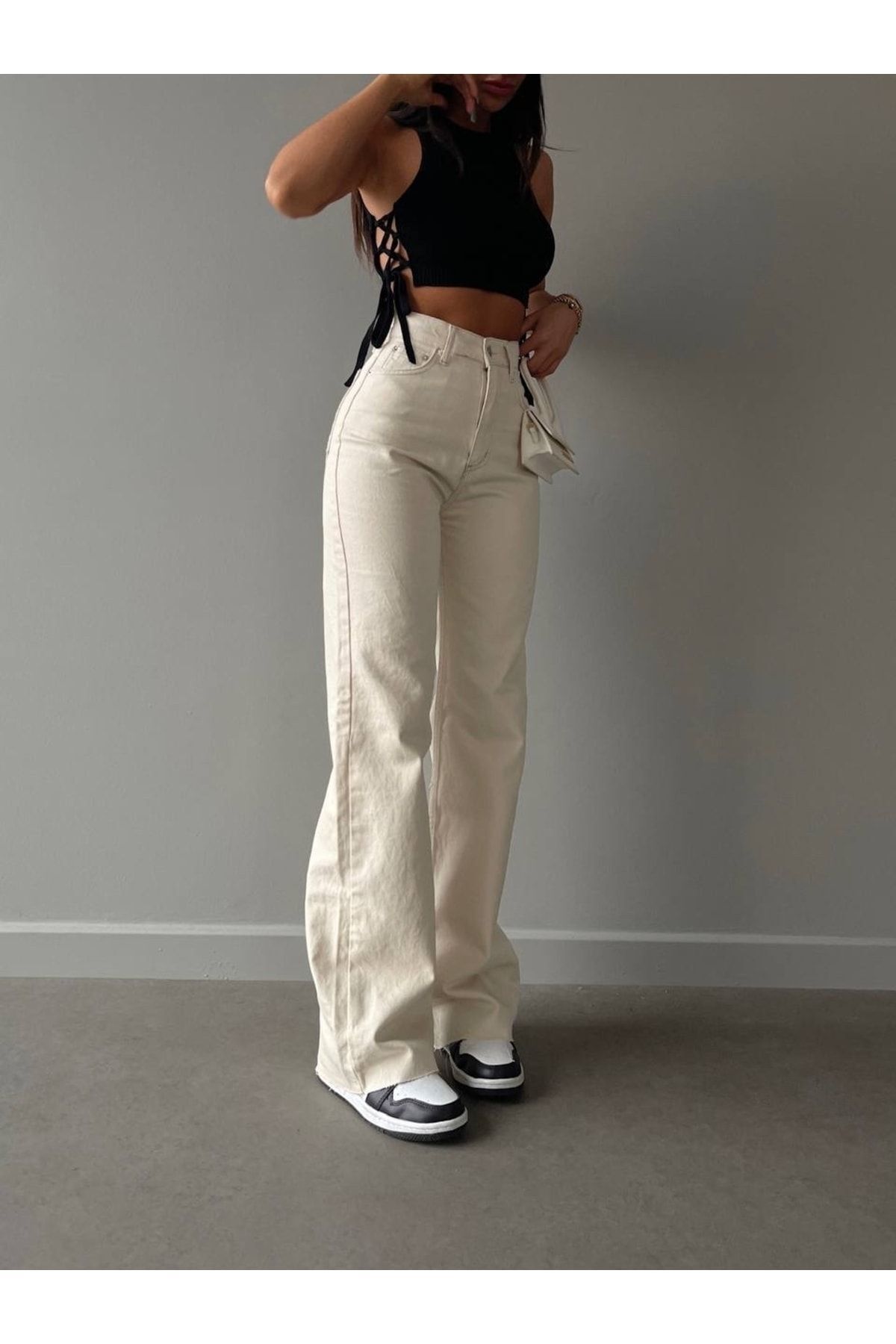 Krem Yüksek Bel Boyfriend Wide Leg Salaş Bol Paça Pantolon Krem Yüksek Bel Boyfriend Wide Leg Salaş Bol Paça Pantolon