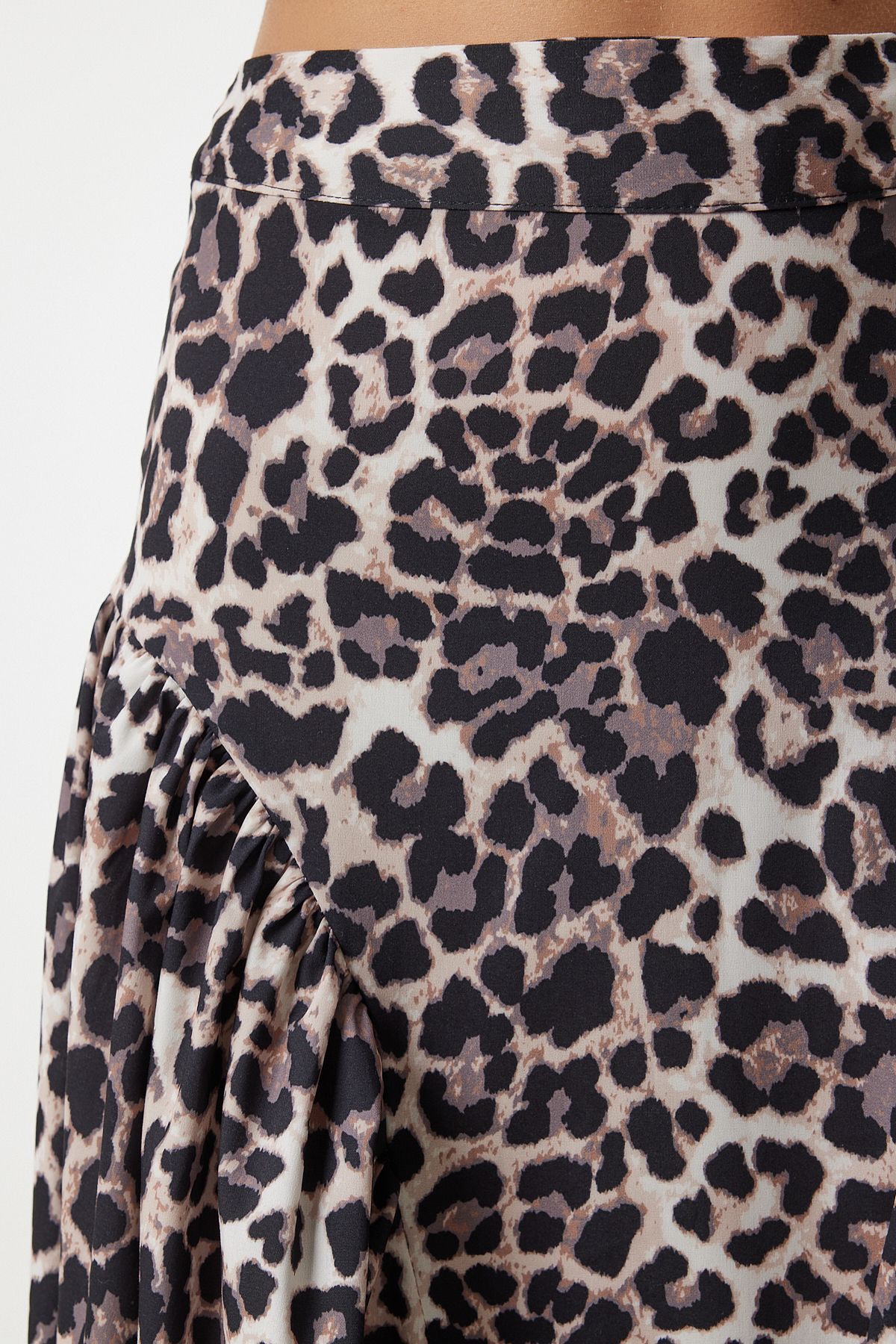 Kadın Siyah Bej Leopar Desenli Volanlı Yazlık Poplin Etek UL00026 Kadın Siyah Bej Leopar Desenli Volanlı Yazlık Poplin Etek UL00026
