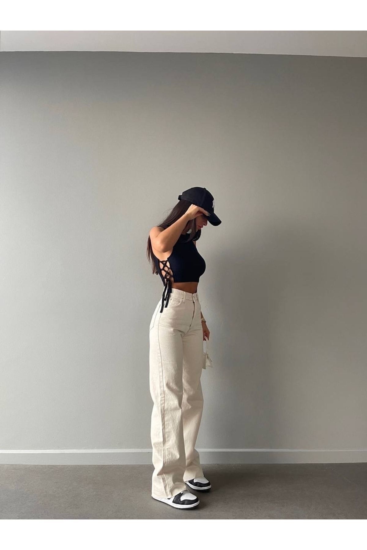 Krem Yüksek Bel Boyfriend Wide Leg Salaş Bol Paça Pantolon Krem Yüksek Bel Boyfriend Wide Leg Salaş Bol Paça Pantolon
