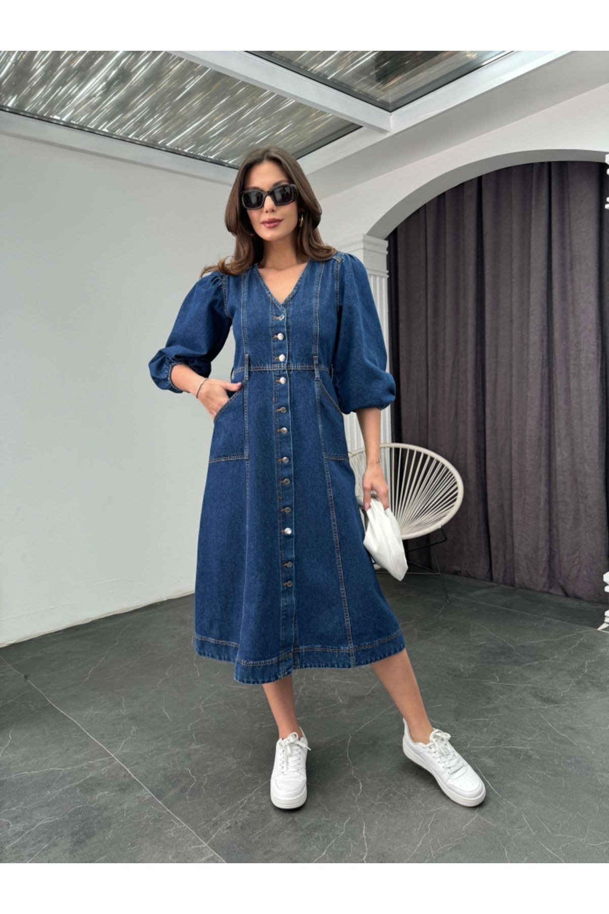 Mavi Balon Kol Önden Düğmeli Denim Elbise Mavi Balon Kol Önden Düğmeli Denim Elbise