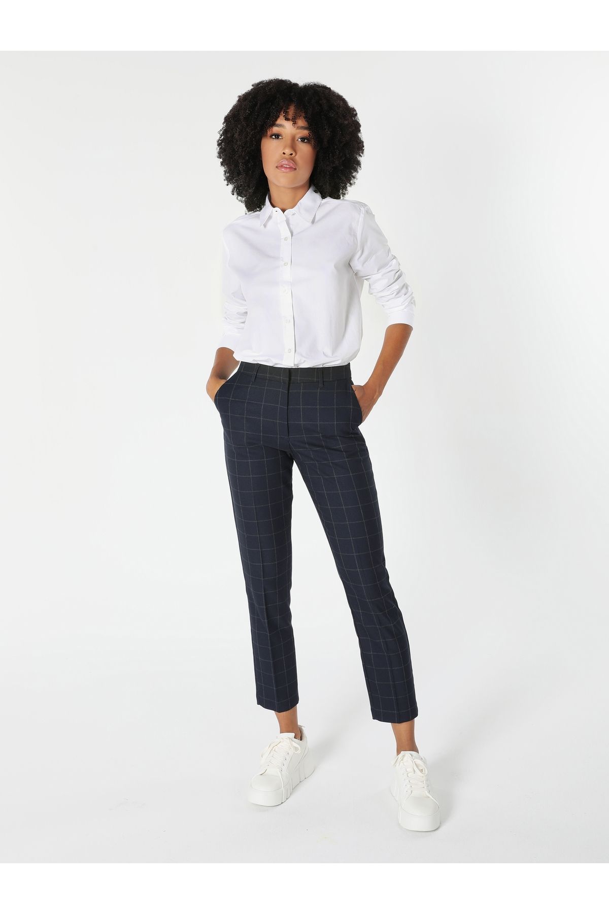 Regular Fit Beyaz Kadın Uzun Kol Gömlek Cl1054996 Regular Fit Beyaz Kadın Uzun Kol Gömlek Cl1054996