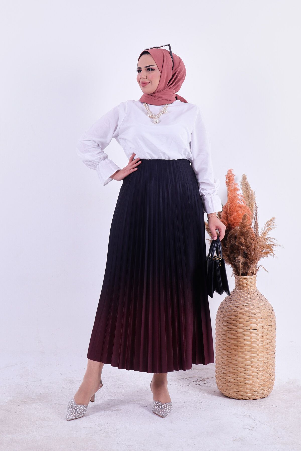 Piliseli Kloş Kalıp Yazlık Bordo Renk Geçişli Etek ( Boy 90 Cm ) Piliseli Kloş Kalıp Yazlık Bordo Renk Geçişli Etek ( Boy 90 Cm )