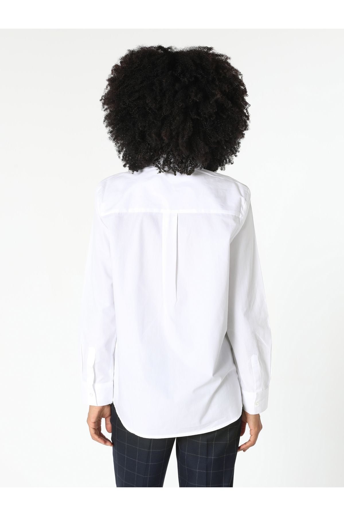 Regular Fit Beyaz Kadın Uzun Kol Gömlek Cl1054996 Regular Fit Beyaz Kadın Uzun Kol Gömlek Cl1054996