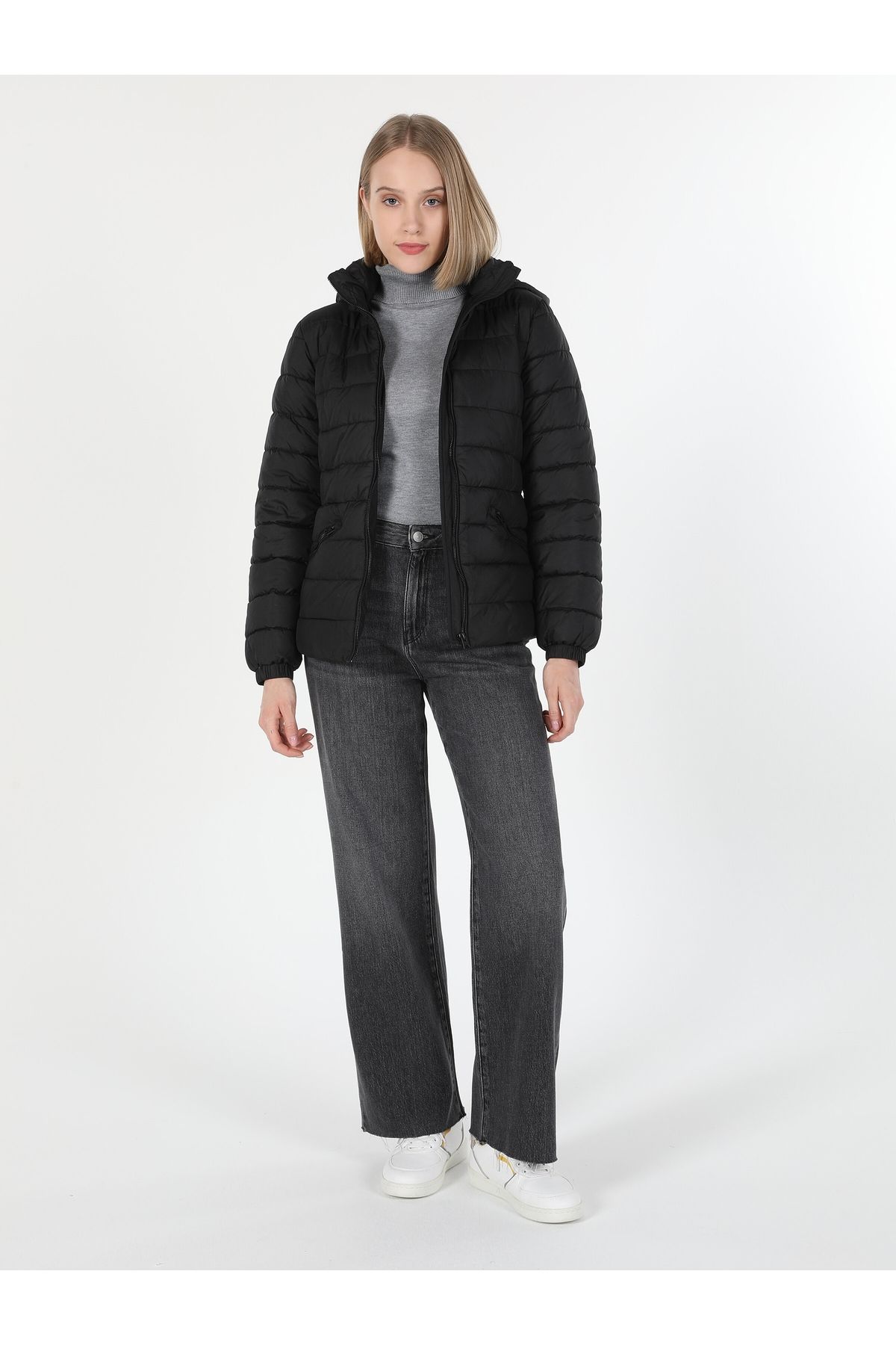 Slim Fit Dar Kesim Şişme Siyah Kadın Mont Cl1060247 Slim Fit Dar Kesim Şişme Siyah Kadın Mont Cl1060247