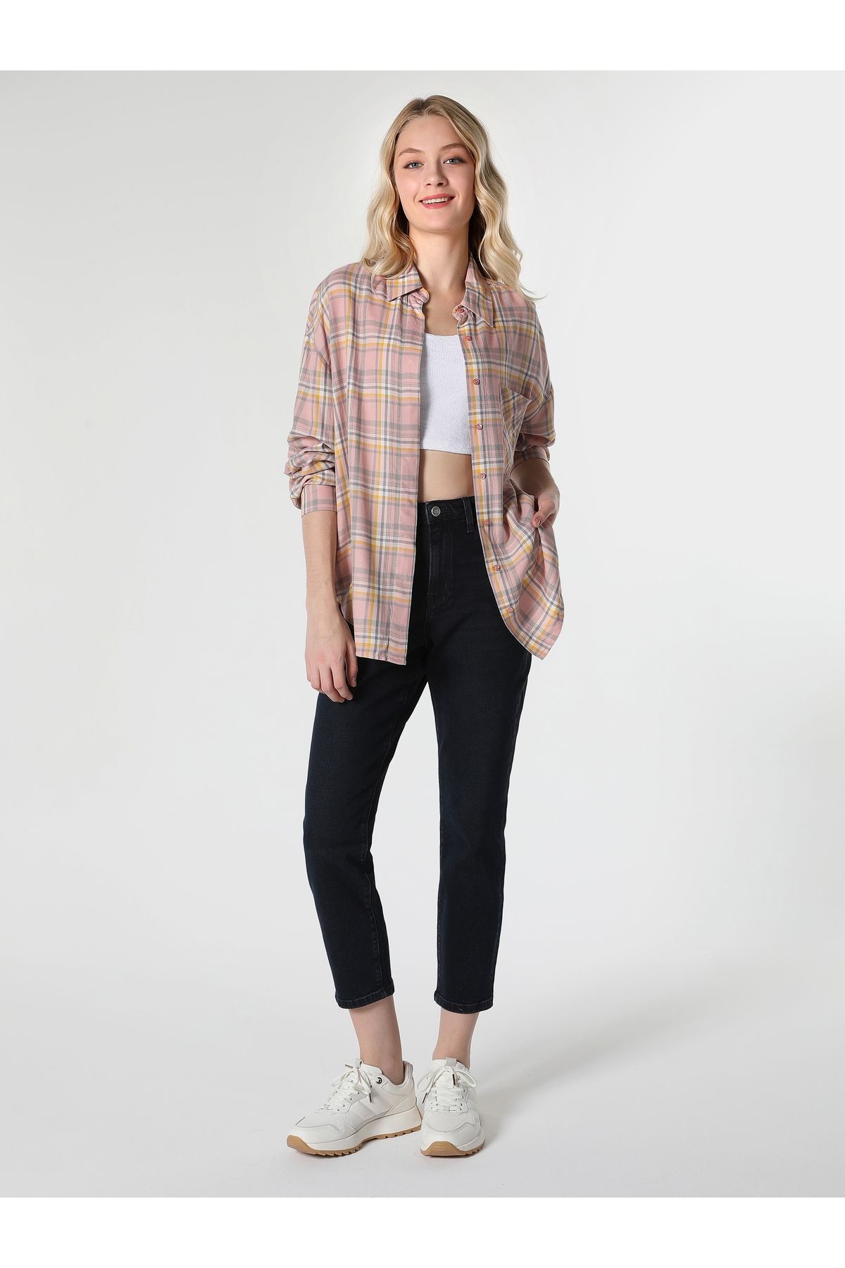 Regular Fit Kareli Cepli Pembe Kadın Uzun Kol Gömlek Cl1061047 Regular Fit Kareli Cepli Pembe Kadın Uzun Kol Gömlek Cl1061047
