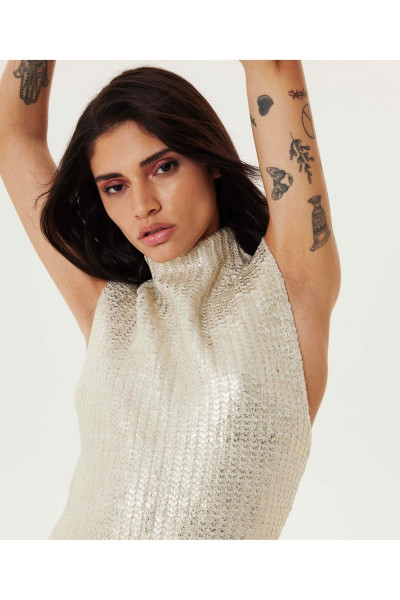 Parlak dokulu triko elbise Parlak dokulu triko elbise