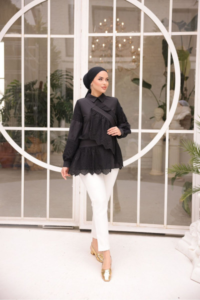 Verev Fisto Fırfır ve Kolları Fisto Nakış Detaylı Kadın Beyaz Tunik Gömlek Verev Fisto Fırfır ve Kolları Fisto Nakış Detaylı Kadın Beyaz Tunik Gömlek