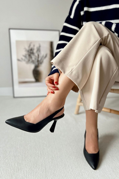 Spark Mat Deri Siyah Sivri Burun Arka Açık Stiletto Abiye Topuklu Kadın Ayakkabı