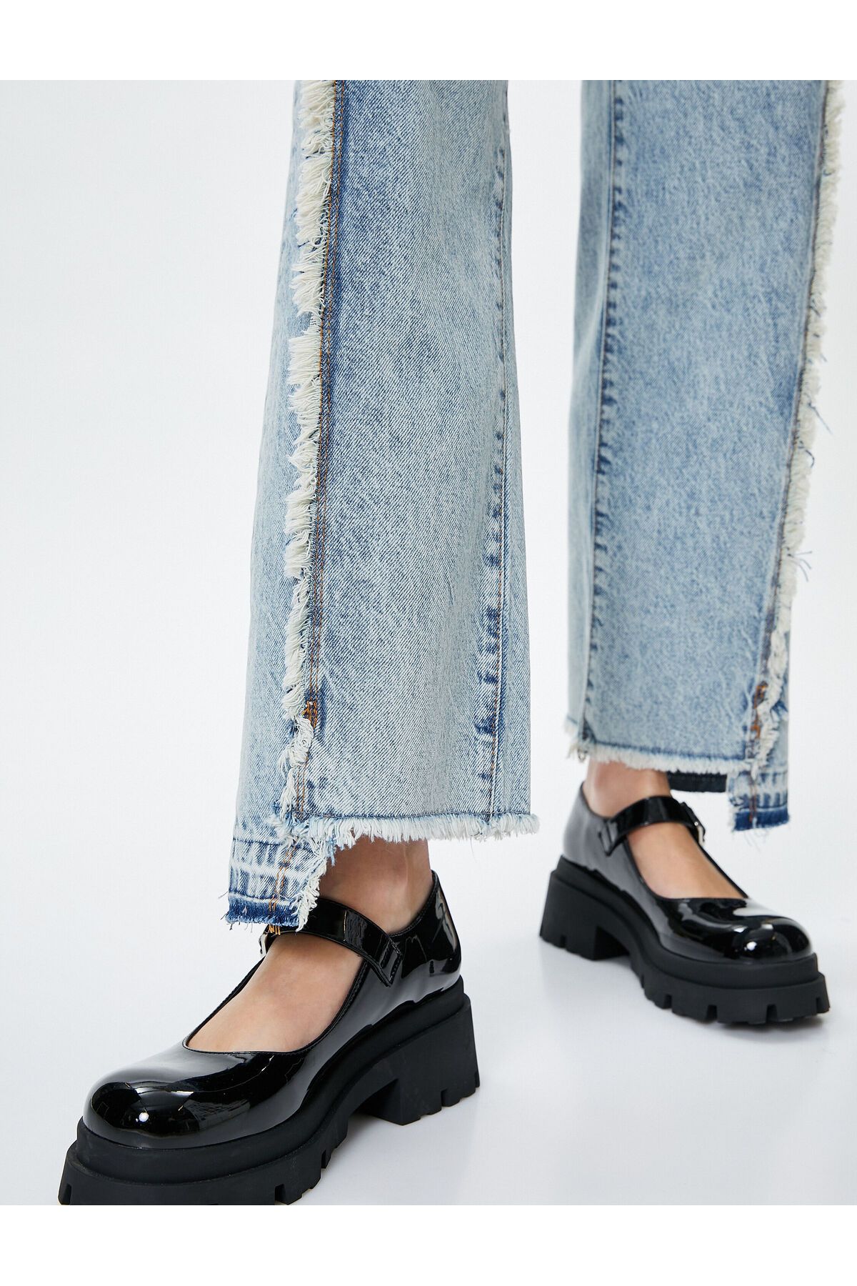 Püskül Detaylı Straight Jean Kot Pantolon Düz Asimetrik Paça - Eve Jean