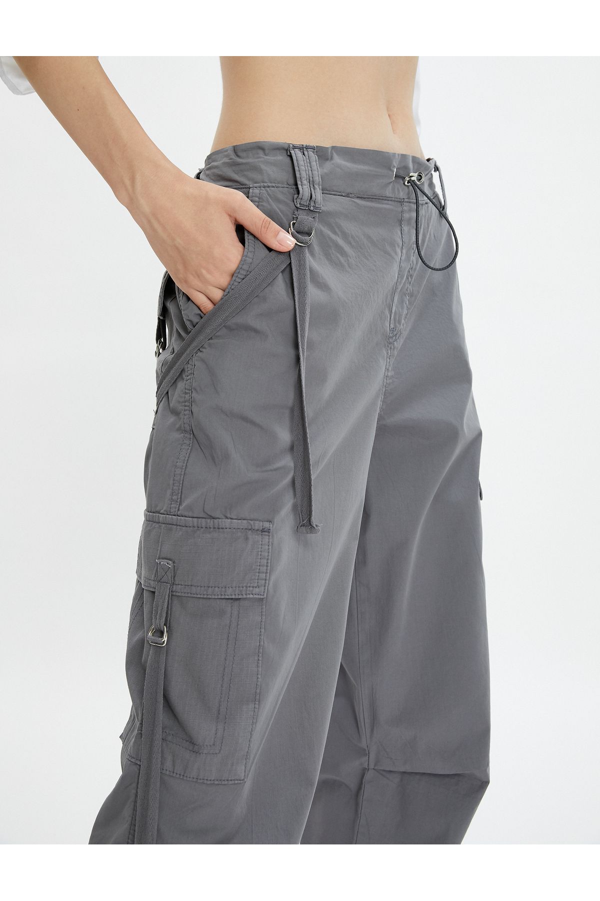Paraşüt Pantolon Oversize Cepli Beli Lastikli Pamuklu Yıkamalı Paraşüt Pantolon Oversize Cepli Beli Lastikli Pamuklu Yıkamalı