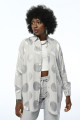 KADIN OVERSIZE YUVARLAK DESEN GRİ GÖMLEK KADIN OVERSIZE YUVARLAK DESEN GRİ GÖMLEK