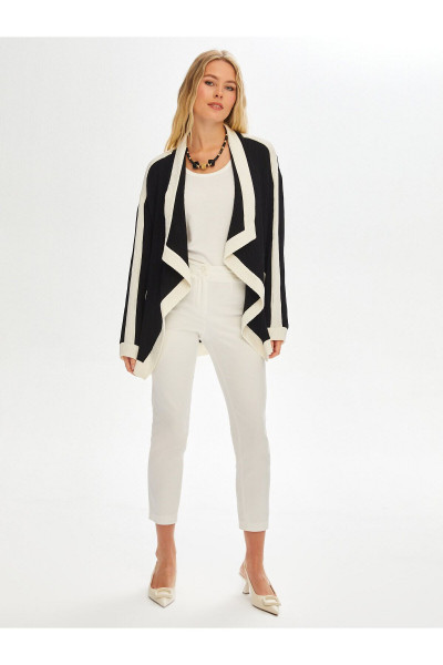 Kendinden Dokulu Renk Bloklu Mendil Form Ceket 68239