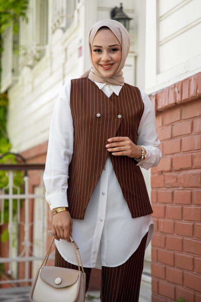 Yelekli Üçlü Takım