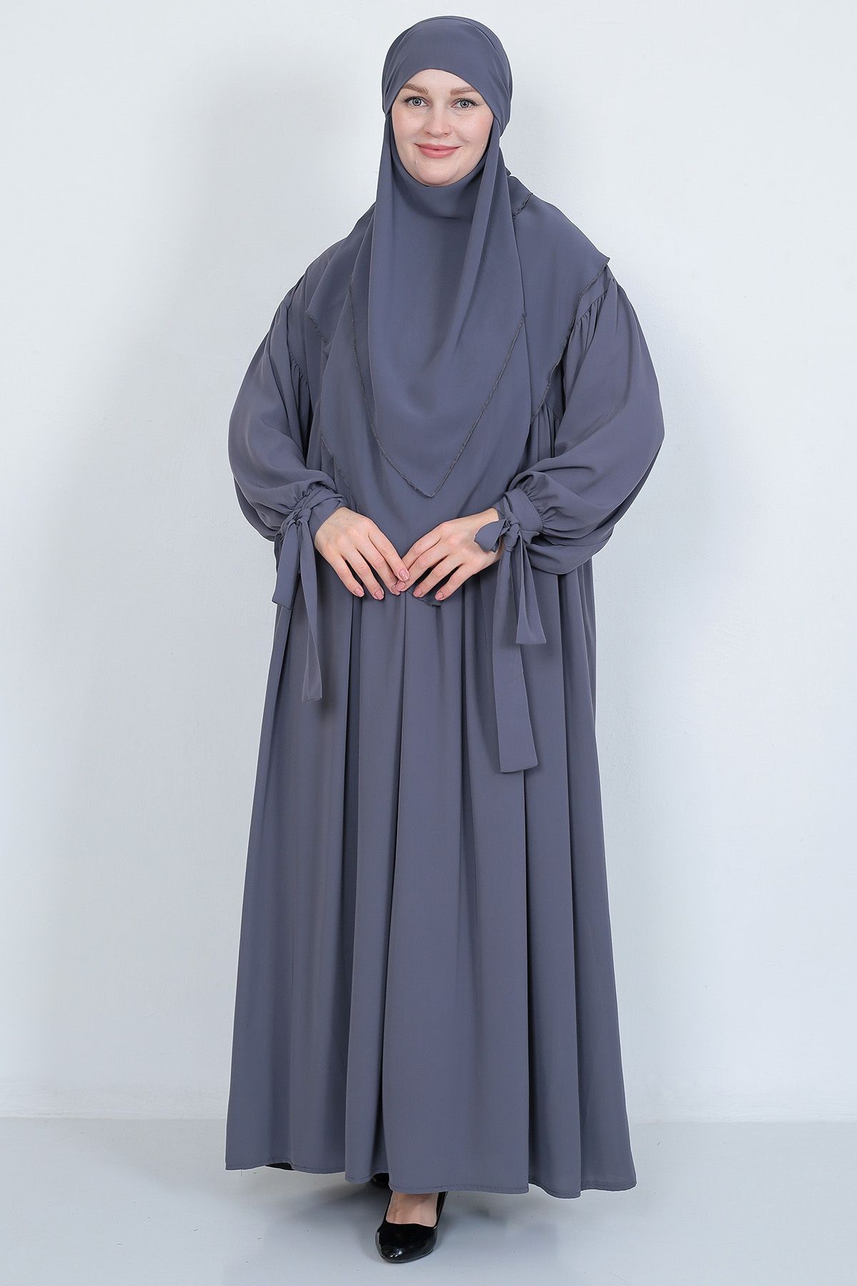Kol Bağcıklı Robalı Elbise ve 3 Katlı Sufle Hijab Tesettür Takım