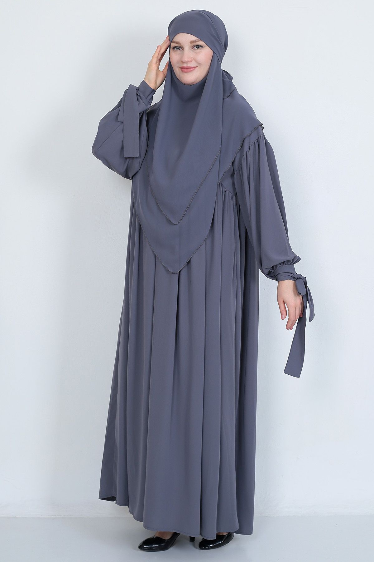Kol Bağcıklı Robalı Elbise ve 3 Katlı Sufle Hijab Tesettür Takım