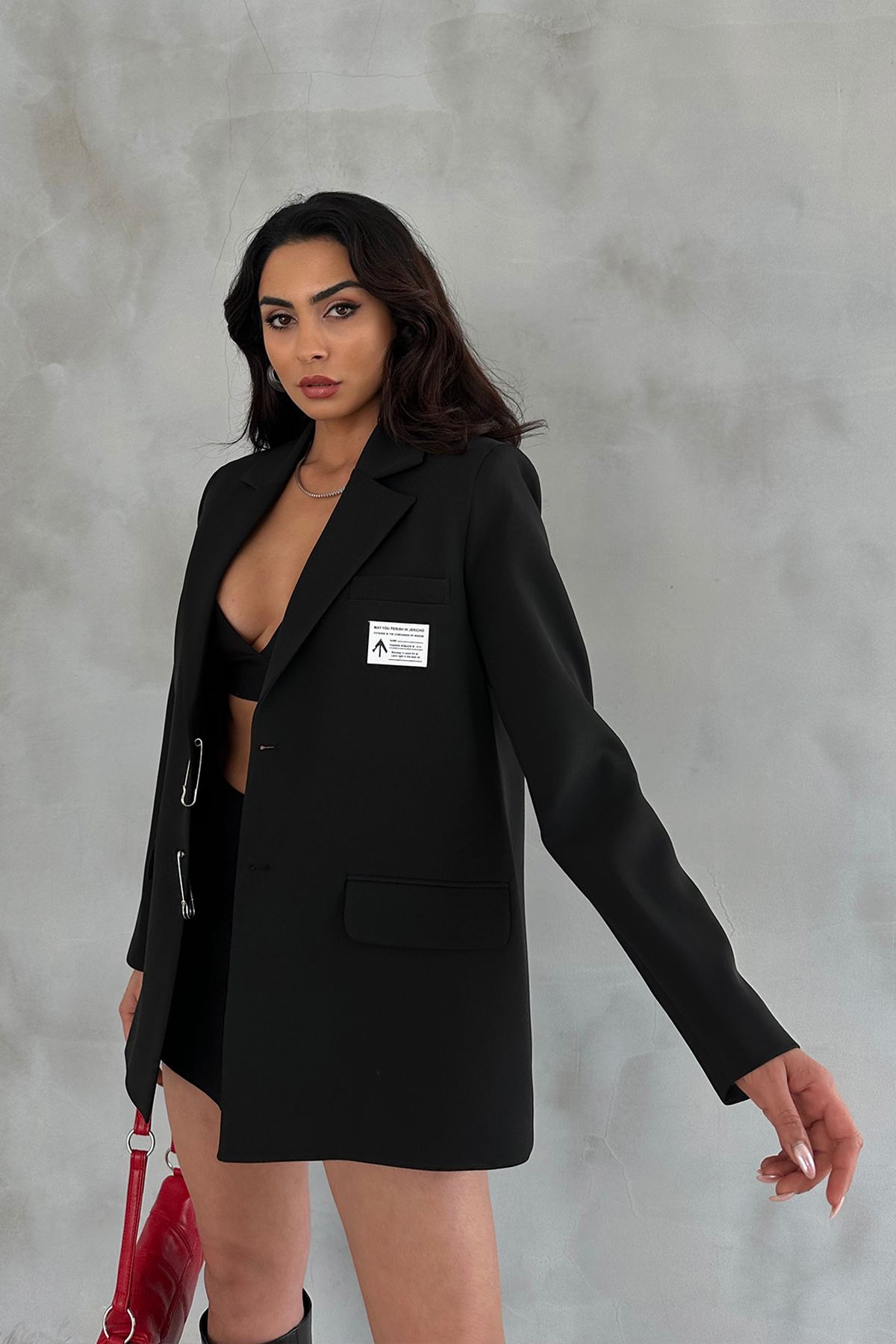 Siyah Çengel Detay Tasarım Blazer Ceket Siyah Çengel Detay Tasarım Blazer Ceket