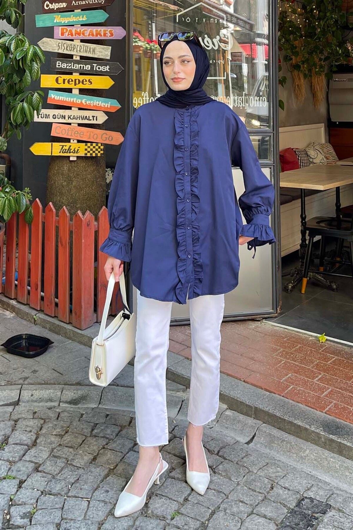 Oversize Flores Fırfırlı Tunik Oversize Flores Fırfırlı Tunik