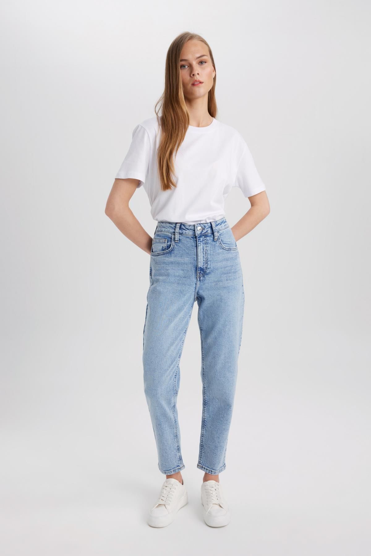Lina Comfort Mom Fit Yüksek Rahat Kalıp Hafif Dar Paça Bilek Boy Jean Pantolon B6510ax24sp Lina Comfort Mom Fit Yüksek Rahat Kalıp Hafif Dar Paça Bilek Boy Jean Pantolon B6510ax24sp