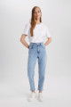 Lina Comfort Mom Fit Yüksek Rahat Kalıp Hafif Dar Paça Bilek Boy Jean Pantolon B6510ax24sp Lina Comfort Mom Fit Yüksek Rahat Kalıp Hafif Dar Paça Bilek Boy Jean Pantolon B6510ax24sp