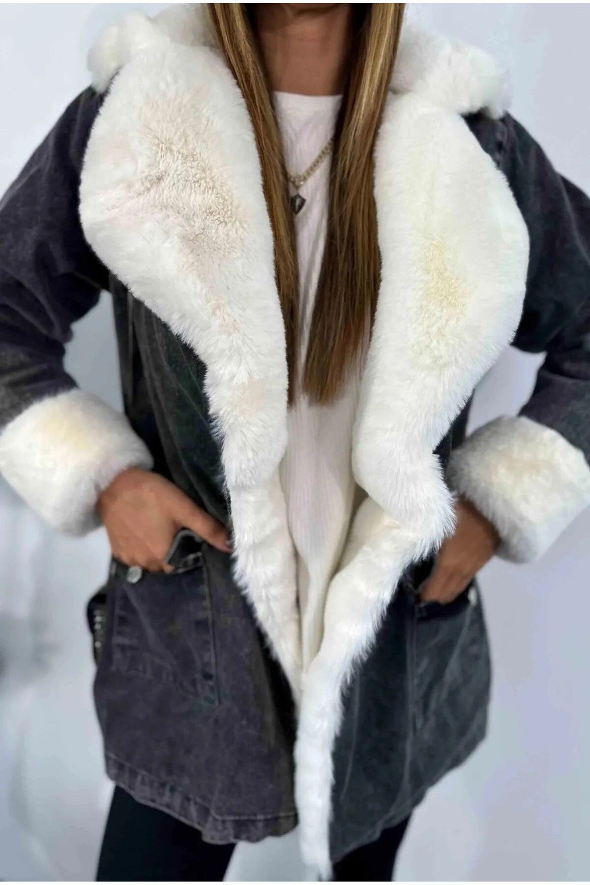 Leksa Uzun Içi Kürklü Kot Mont Yaka Ve Kol Kürklü Uzun Kot Mont Leksa Uzun Içi Kürklü Kot Mont Yaka Ve Kol Kürklü Uzun Kot Mont