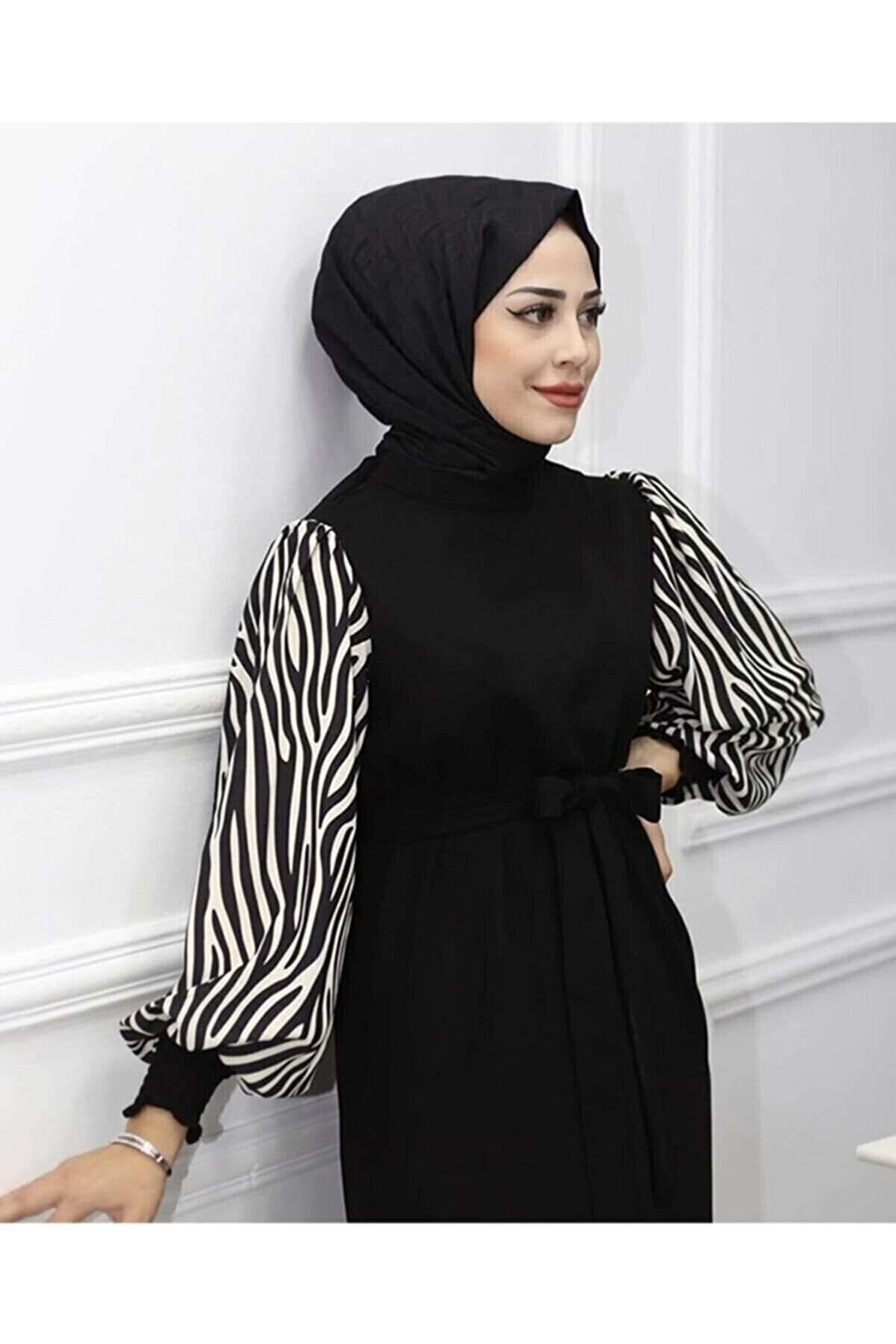 Zebra Desenli Uzun Boy Tesettür Elbise - Siyah Zeraa-678 Zebra Desenli Uzun Boy Tesettür Elbise - Siyah Zeraa-678