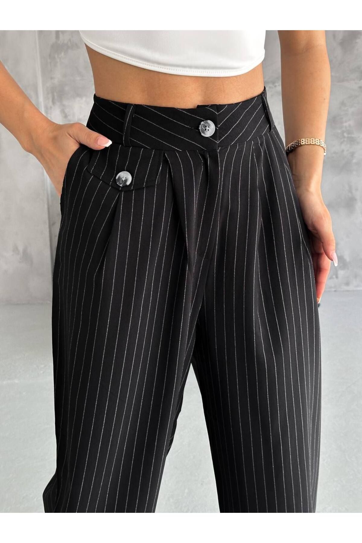 Kadın Paçası Düğmeli Pantolon Kadın Paçası Düğmeli Pantolon