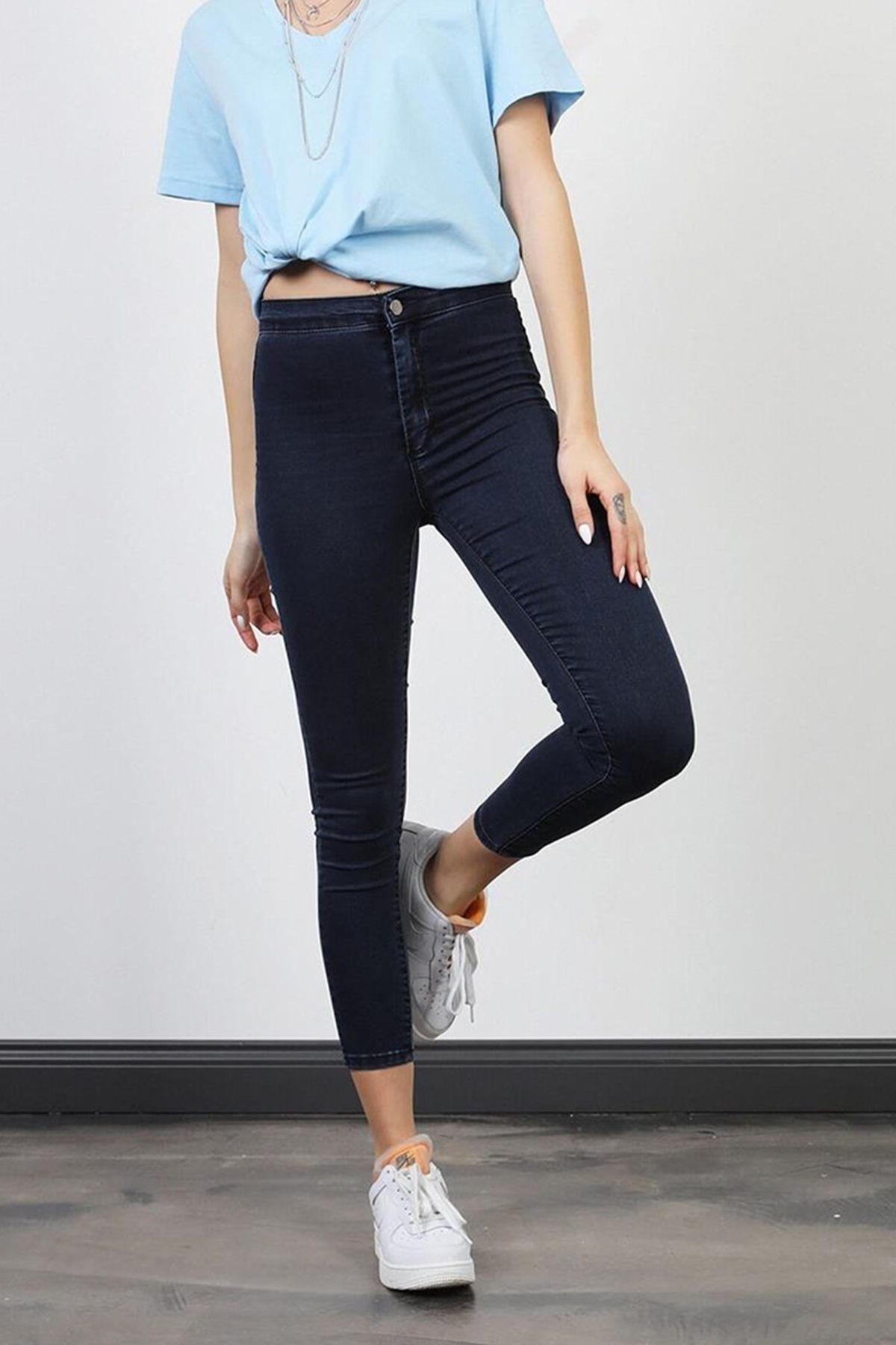 Lacivert Yüksek Bel Skinny Fit Jean Likralı Önü Cepsiz Tayt Pantolon Lacivert Yüksek Bel Skinny Fit Jean Likralı Önü Cepsiz Tayt Pantolon