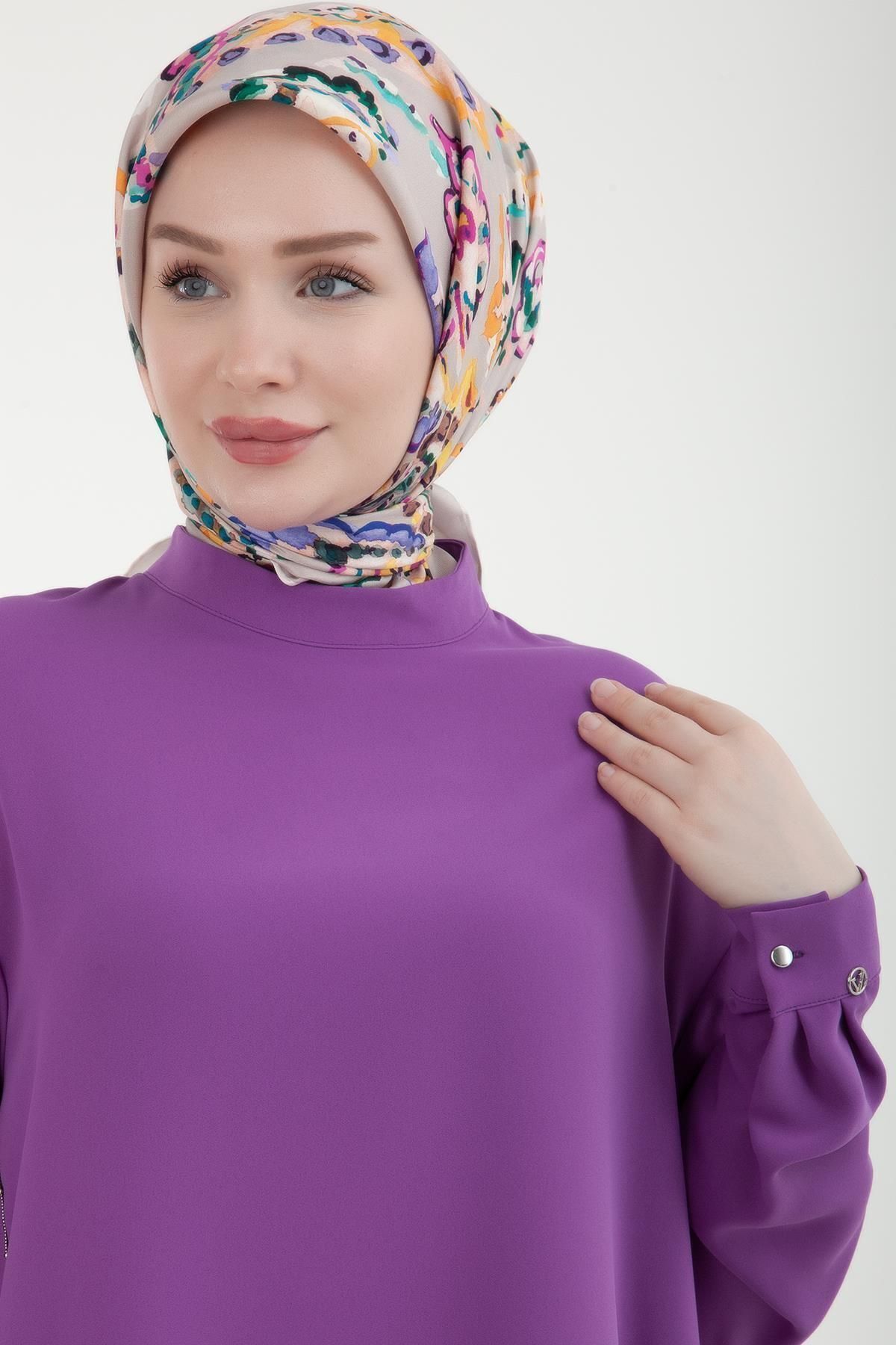 Trend İpek Krep Kumaş Zincir İşlemeli Tesettür Takım 24YT647