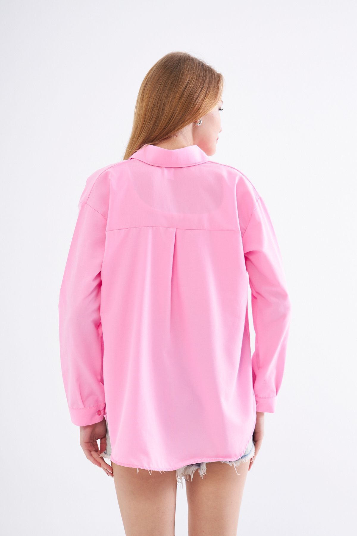 Kadın Pudra Rengi Oversize Uzun Basic Gömlek Kadın Pudra Rengi Oversize Uzun Basic Gömlek