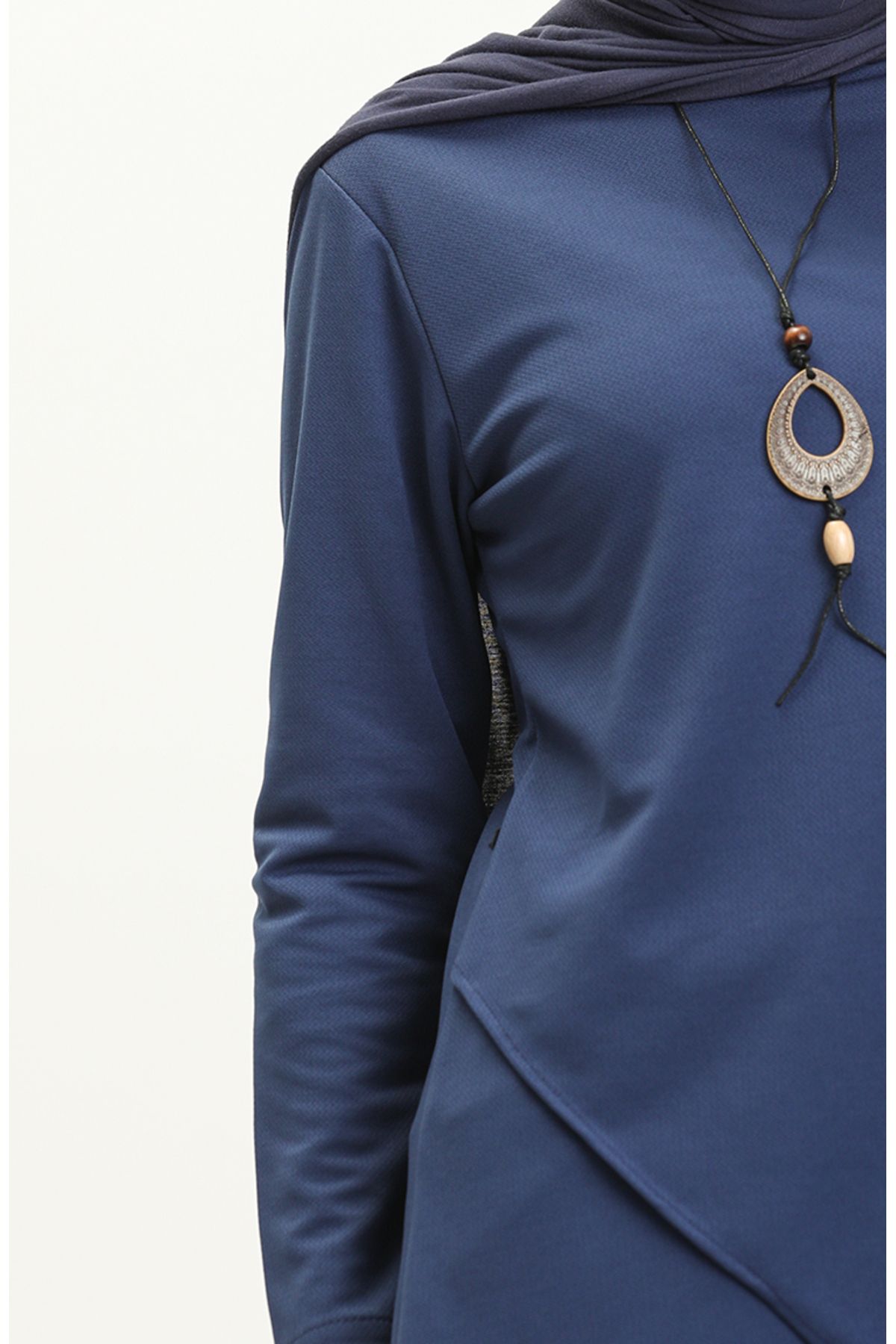 Kolyeli Tunik Pantolon İkili Takım 0704-10 İndigo Kolyeli Tunik Pantolon İkili Takım 0704-10 İndigo