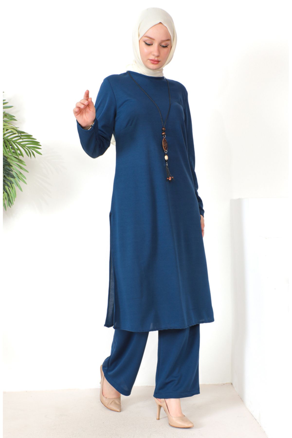 Kolyeli Tunik Pantolon İkili Takım 8585-09 İndigo Kolyeli Tunik Pantolon İkili Takım 8585-09 İndigo