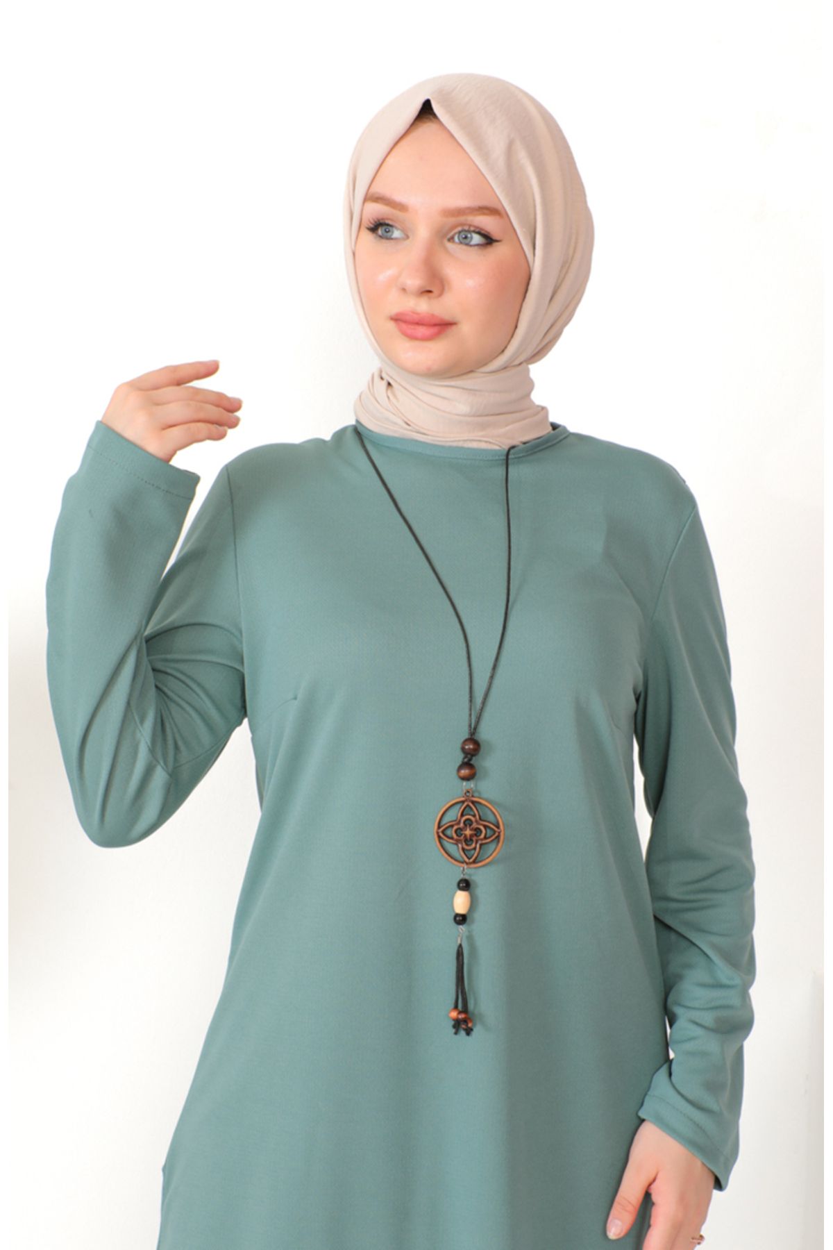 Kolyeli Tunik Pantolon İkili Takım 8585-03 Çağla Yeşili Kolyeli Tunik Pantolon İkili Takım 8585-03 Çağla Yeşili