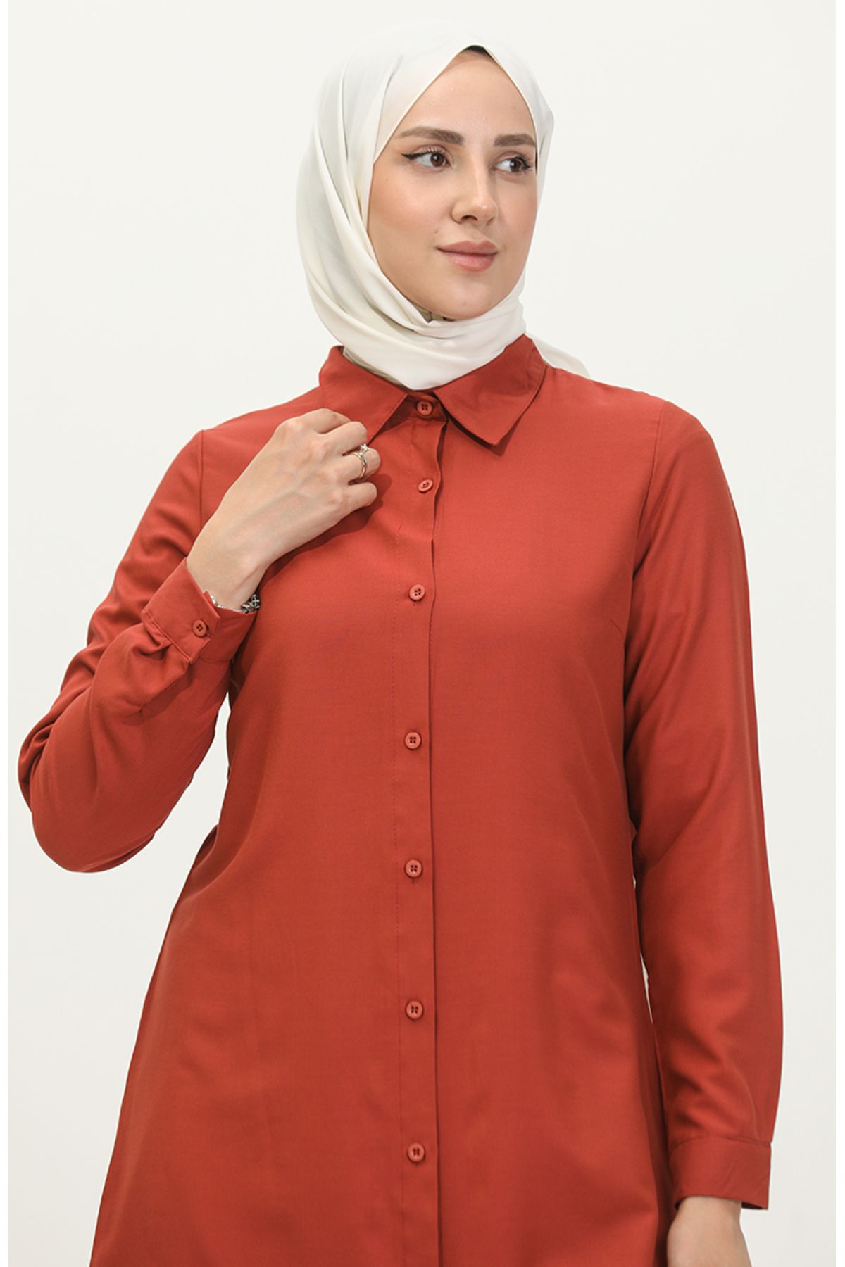 Viskon Düğmeli Tunik 6110-10 Koyu Soğan Kabuğu Viskon Düğmeli Tunik 6110-10 Koyu Soğan Kabuğu