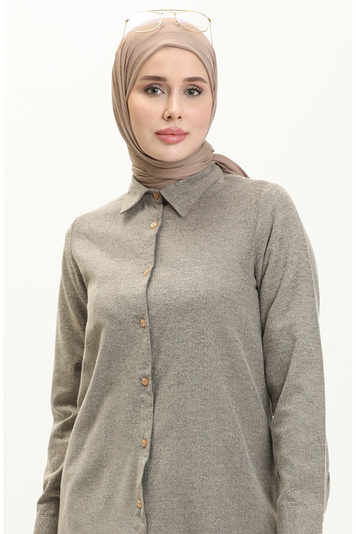 Yırtmaçlı Tunik 2559-06 Vizon Yırtmaçlı Tunik 2559-06 Vizon