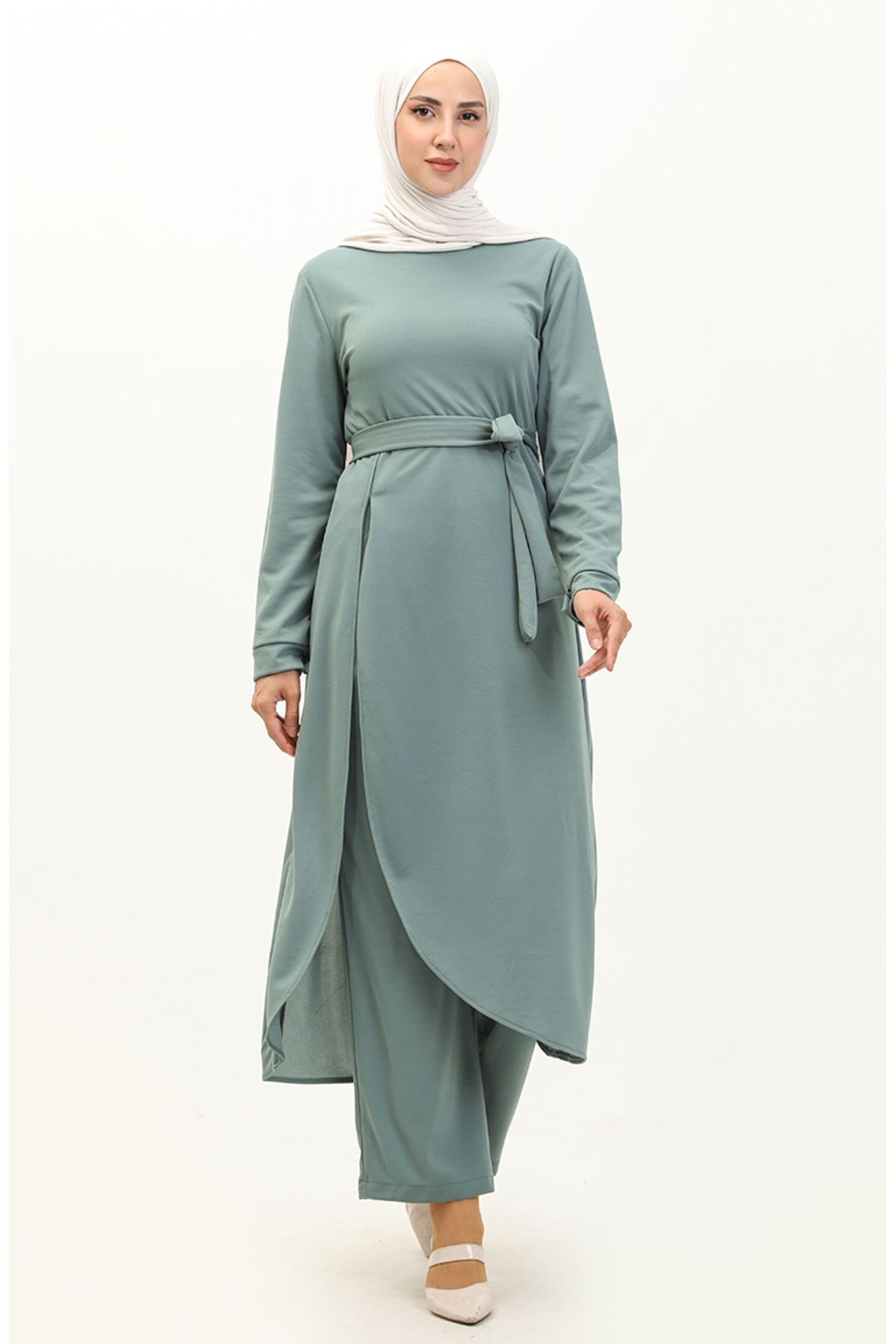 Yırtmaçlı Tunik Pantolon İkili Takım 0664-06 Mint Yeşili Yırtmaçlı Tunik Pantolon İkili Takım 0664-06 Mint Yeşili