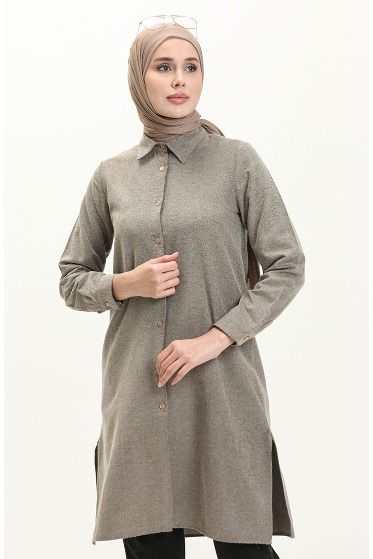 Yırtmaçlı Tunik 2559-06 Vizon Yırtmaçlı Tunik 2559-06 Vizon