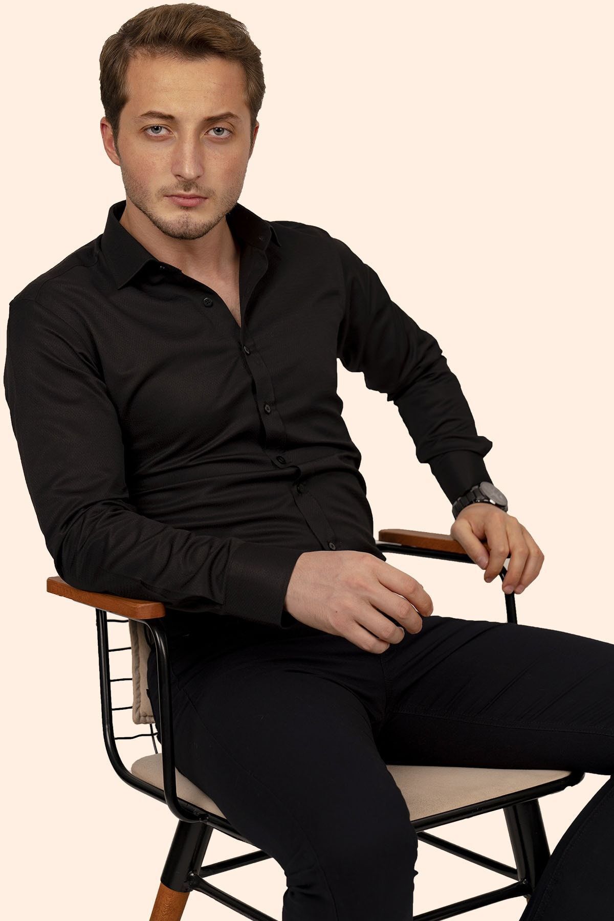 Siyah Slimfit Hediye Kutulu Erkek Gömlek Siyah Slimfit Hediye Kutulu Erkek Gömlek
