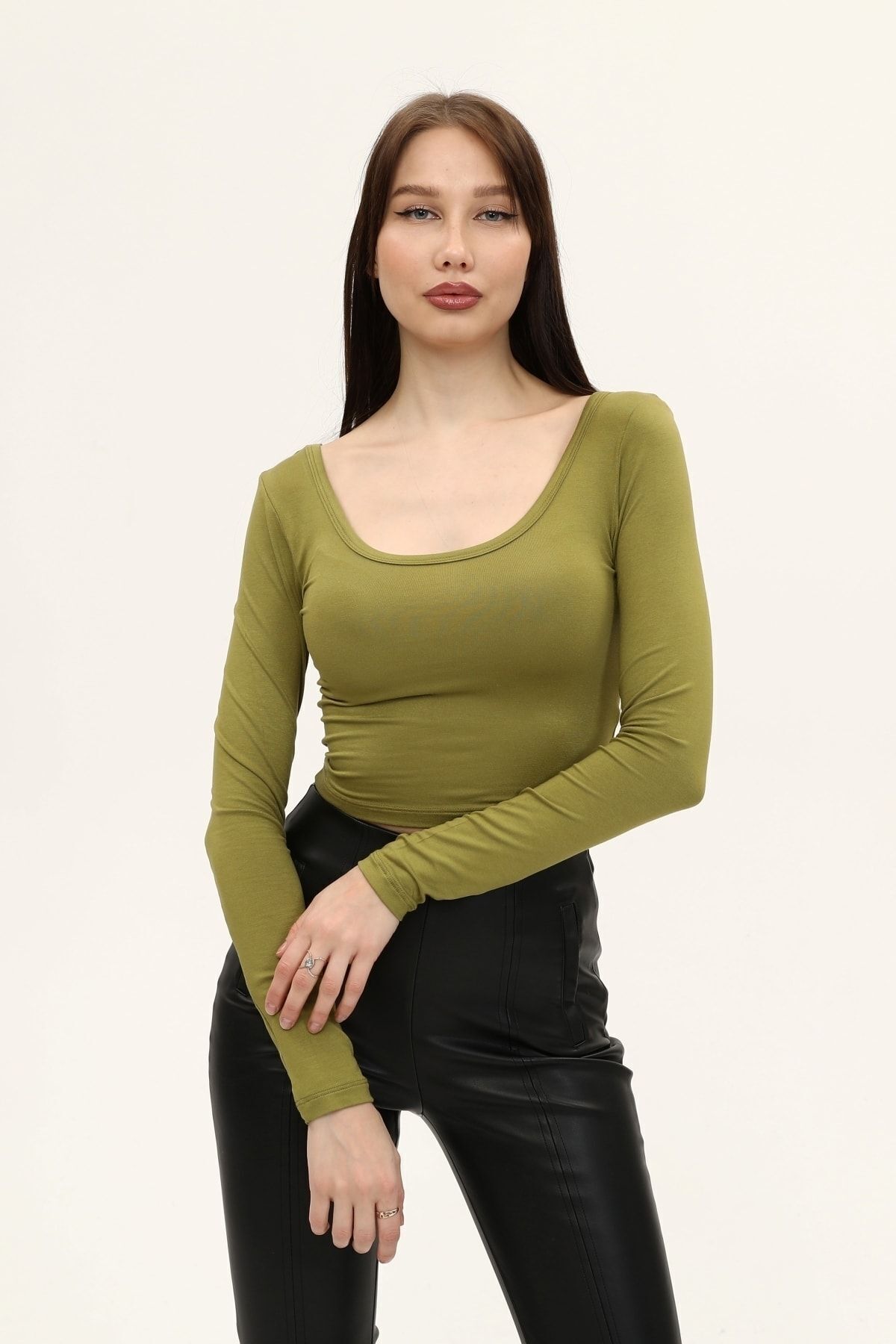 Kadın Yağ Yeşili Havuz Yaka Uzun Kollu Crop Bluz Kadın Yağ Yeşili Havuz Yaka Uzun Kollu Crop Bluz