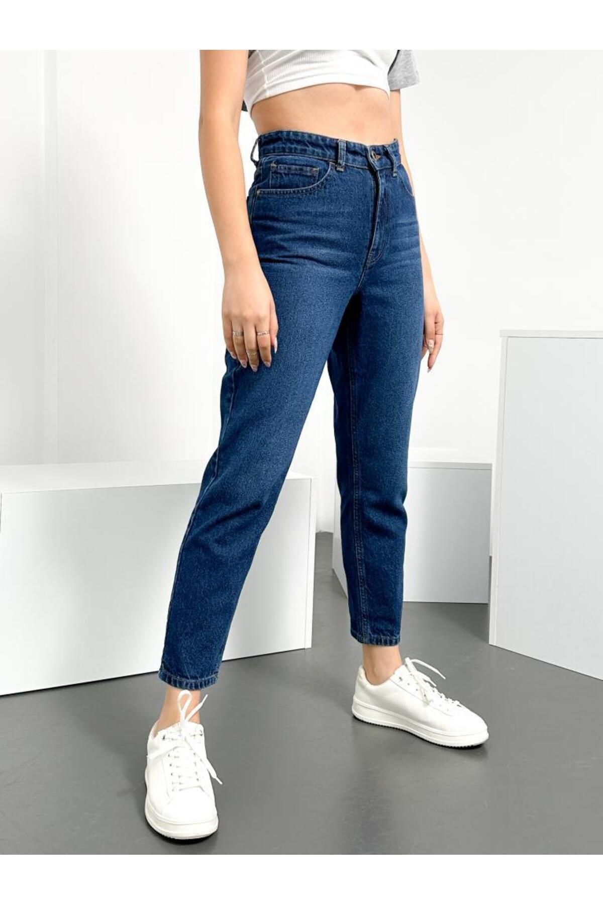 Koyu Mavi Kadın Likralı Mom Jean Yüksek Bel Esnek Kot Pantolon Anna-kymavi Koyu Mavi Kadın Likralı Mom Jean Yüksek Bel Esnek Kot Pantolon Anna-kymavi
