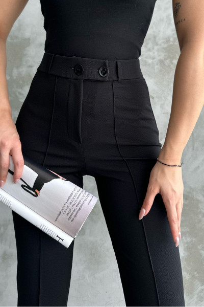 Yeni Sezon Çift Düğme Kemerli Palazzo Pantolon Siyah Siyah Yeni Sezon Çift Düğme Kemerli Palazzo Pantolon Siyah Siyah