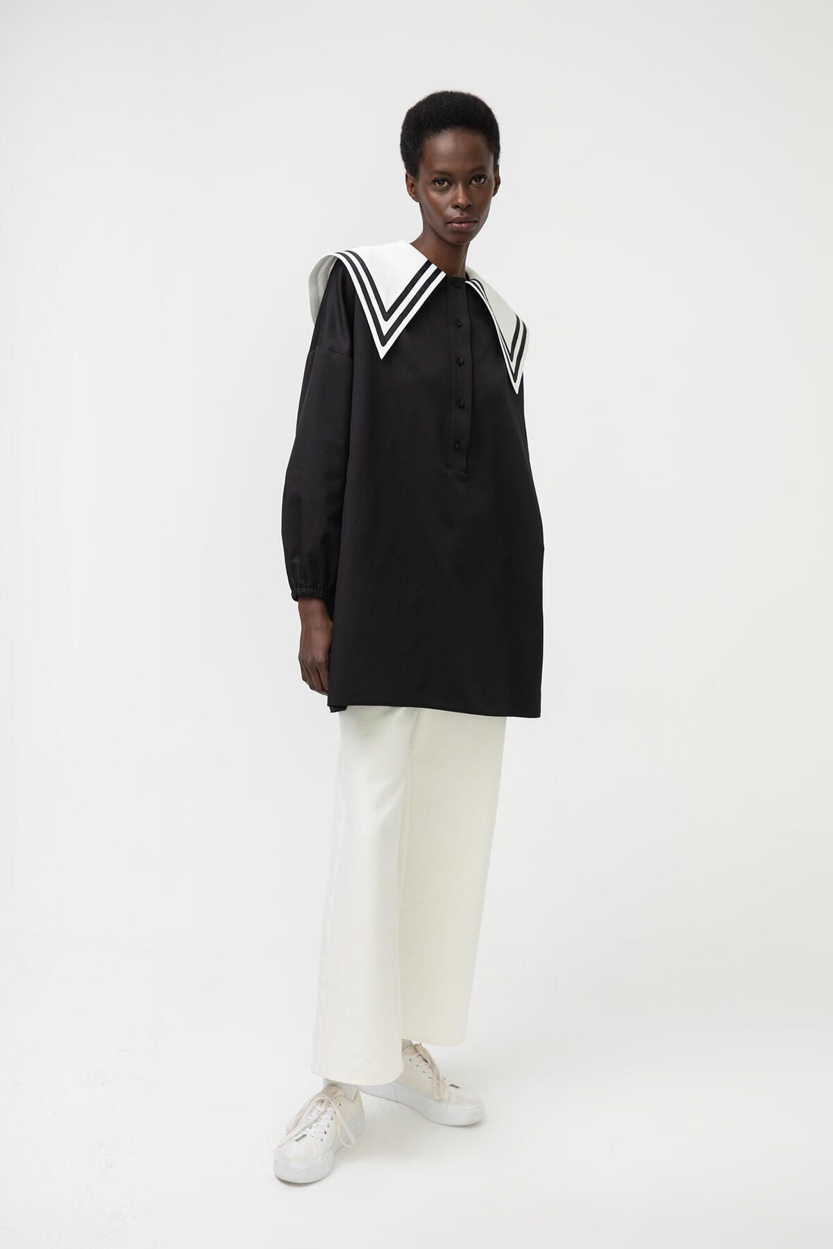 Yakalı Poplin Tunik Yakalı Poplin Tunik