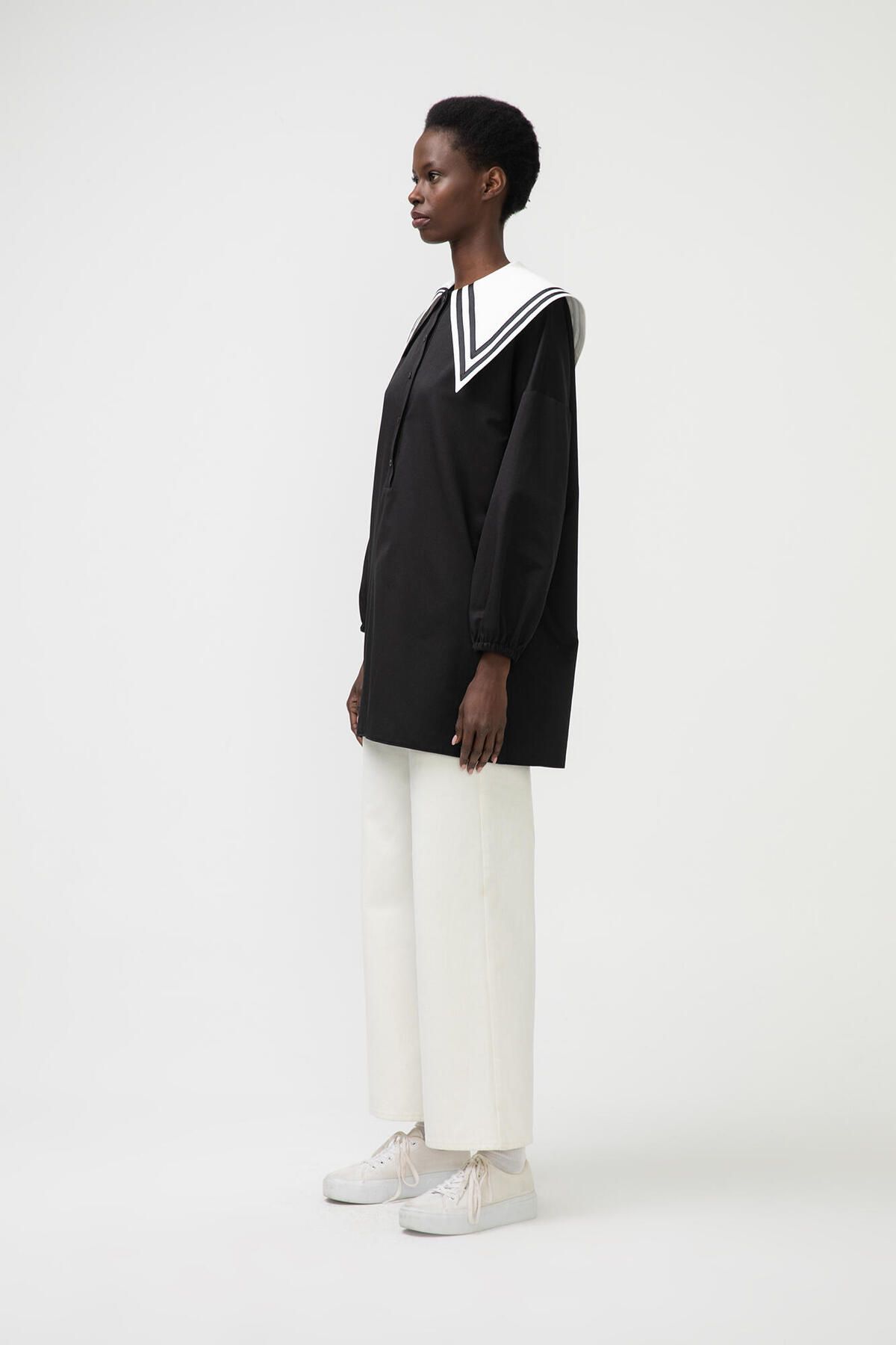 Yakalı Poplin Tunik Yakalı Poplin Tunik