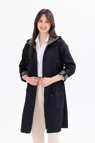 Seçil Kadın Astarı Leopar Desenli Kapüşonlu Trençkot 1011 Siyah Seçil Kadın Astarı Leopar Desenli Kapüşonlu Trençkot 1011 Siyah