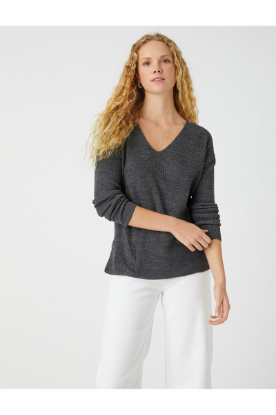 Triko Kazak V Yaka Kaşmir Dokulu Triko Kazak V Yaka Kaşmir Dokulu