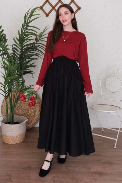 Siyah Cepli Koton Etek & Bordo Penye Yazlık Sweat Takım Siyah Cepli Koton Etek & Bordo Penye Yazlık Sweat Takım