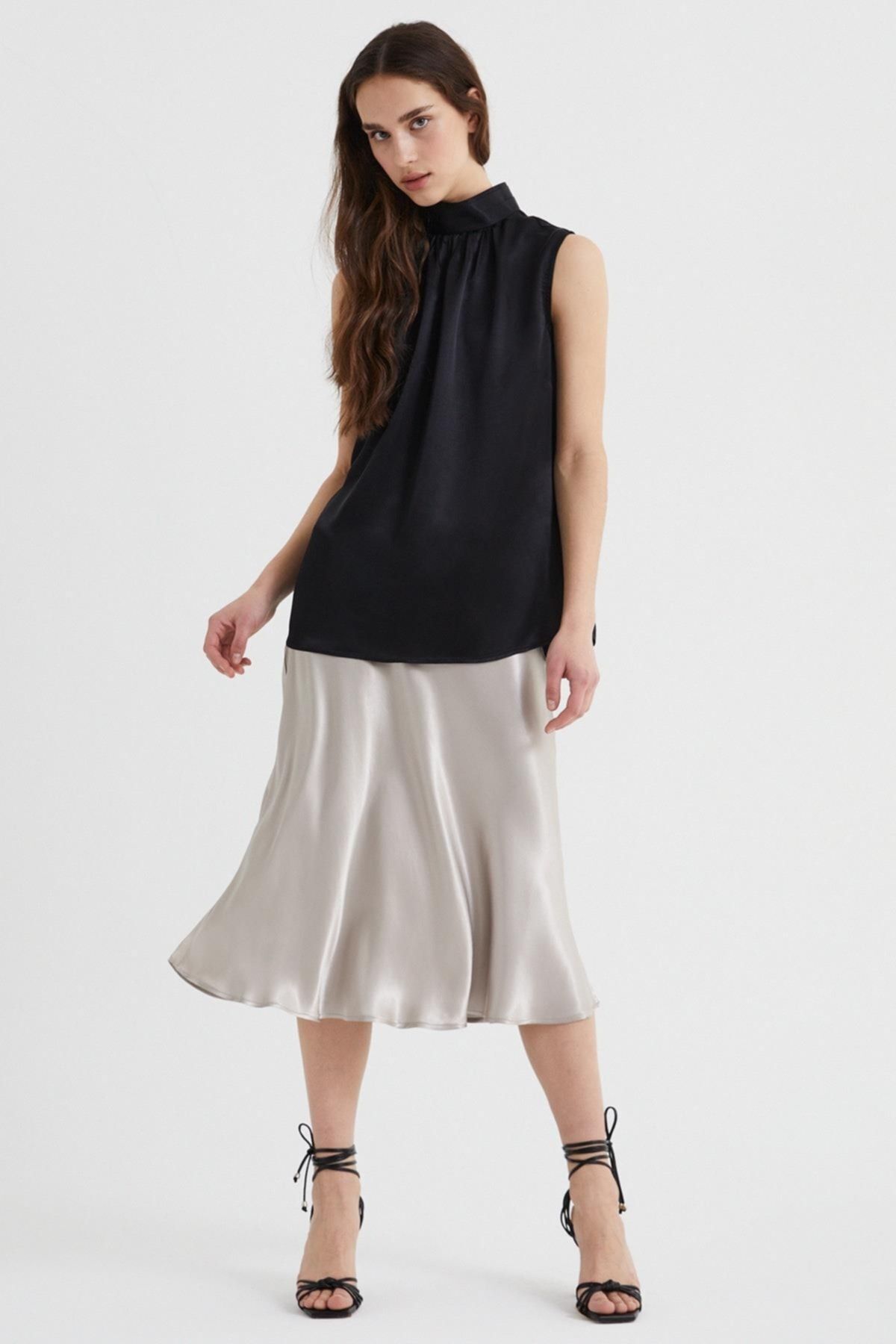 Kolsuz Saten Bluz Kolsuz Saten Bluz