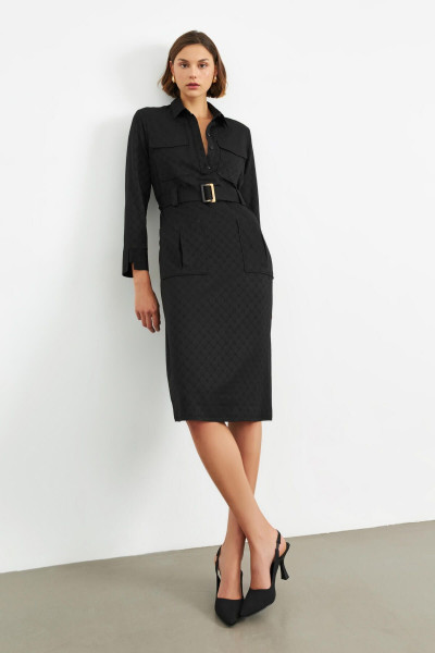 Siyah Çok Cepli Kuşaklı Midi Elbise Siyah Çok Cepli Kuşaklı Midi Elbise